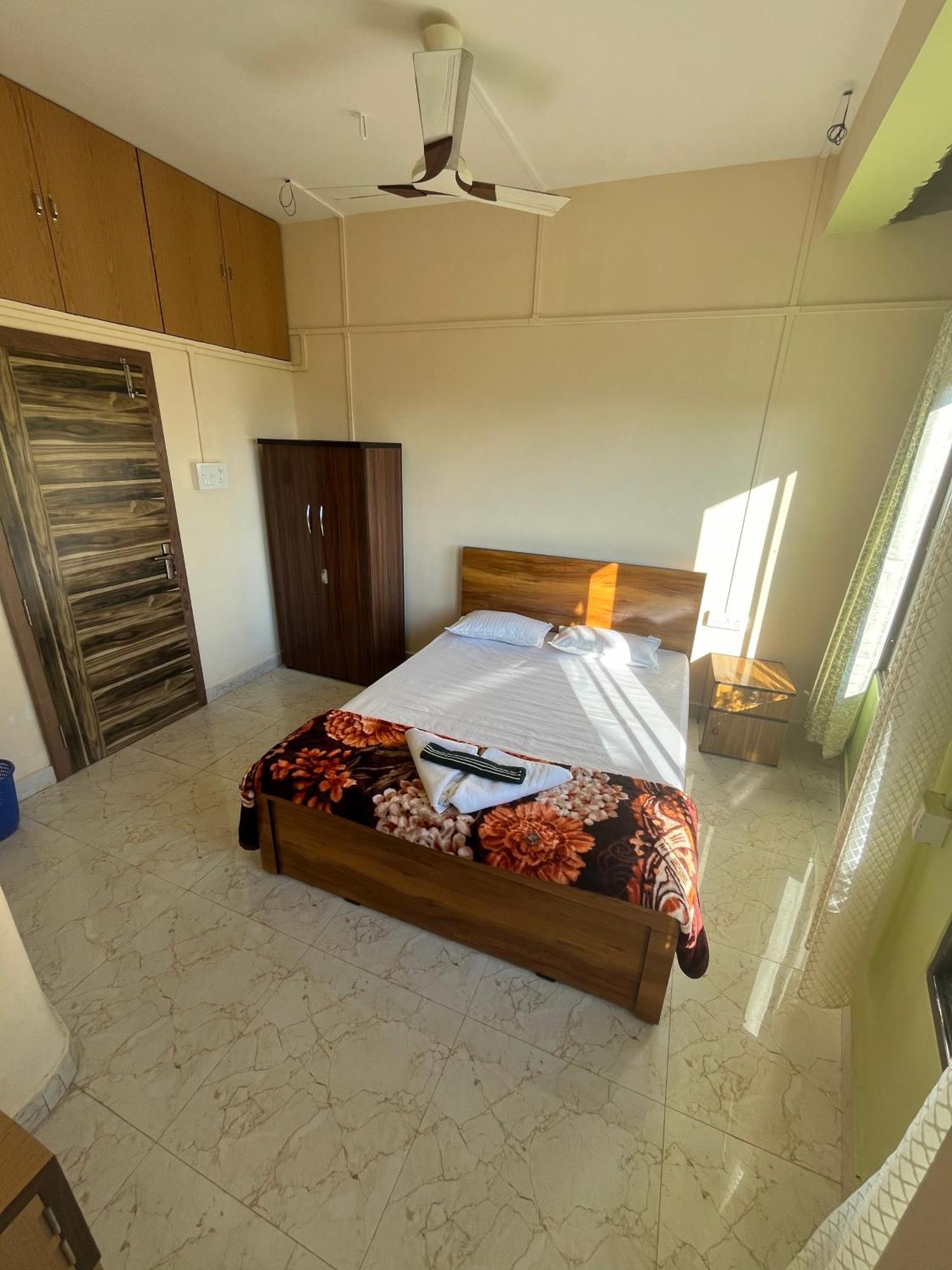 Hemalata Hilltop Residency Kamakhya Гувахати Екстериор снимка